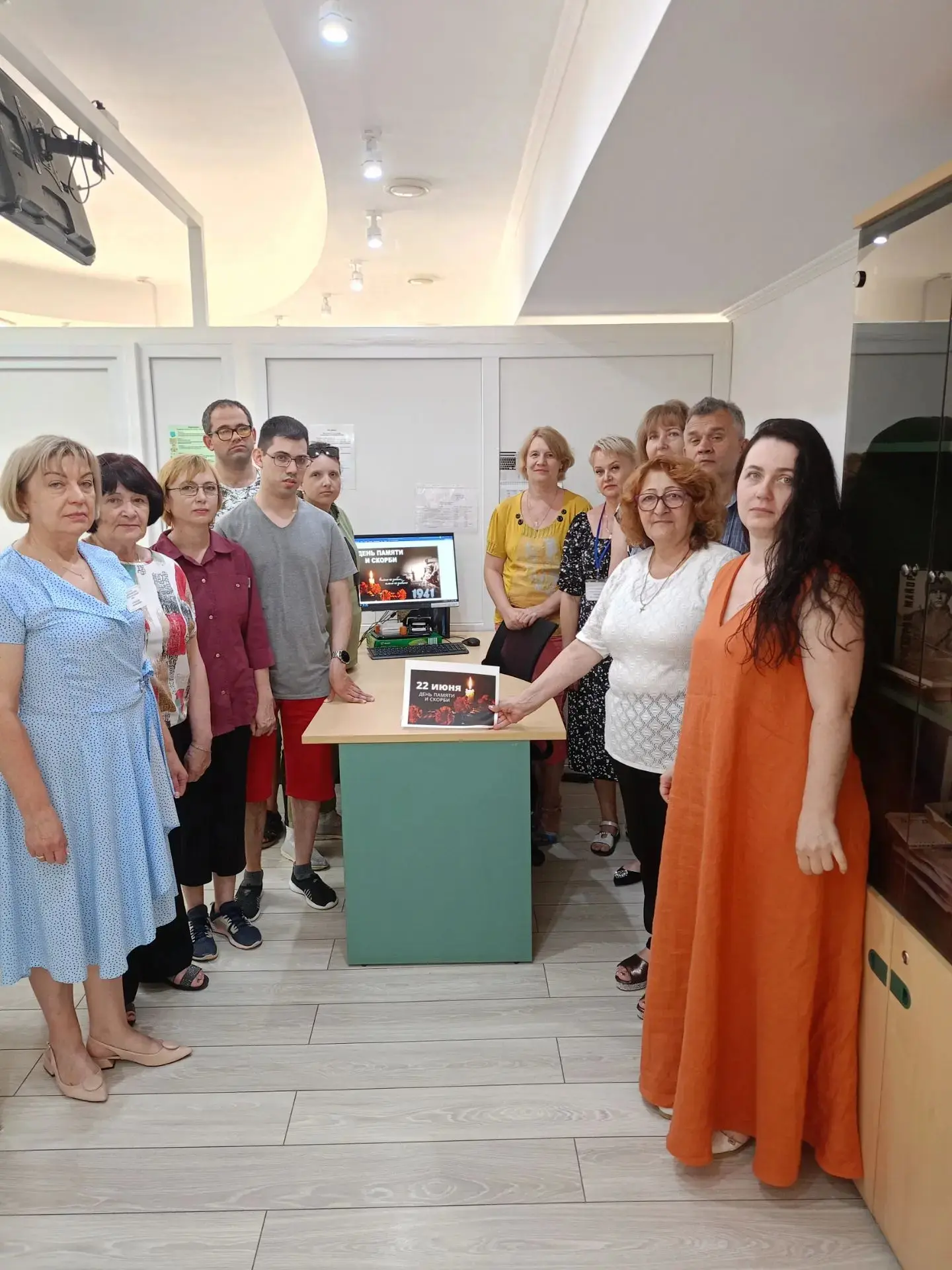 Тишина, которая говорит громче слов. 

Сегодня специалисты и подопечные нашего центра старше 18 лет 