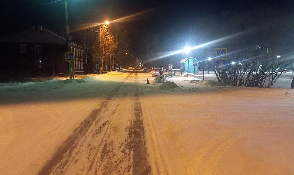 🚨 Полицейские разыскивают водителя, который вчера сбил девочку-подростка в жилом районе Гидростроите
