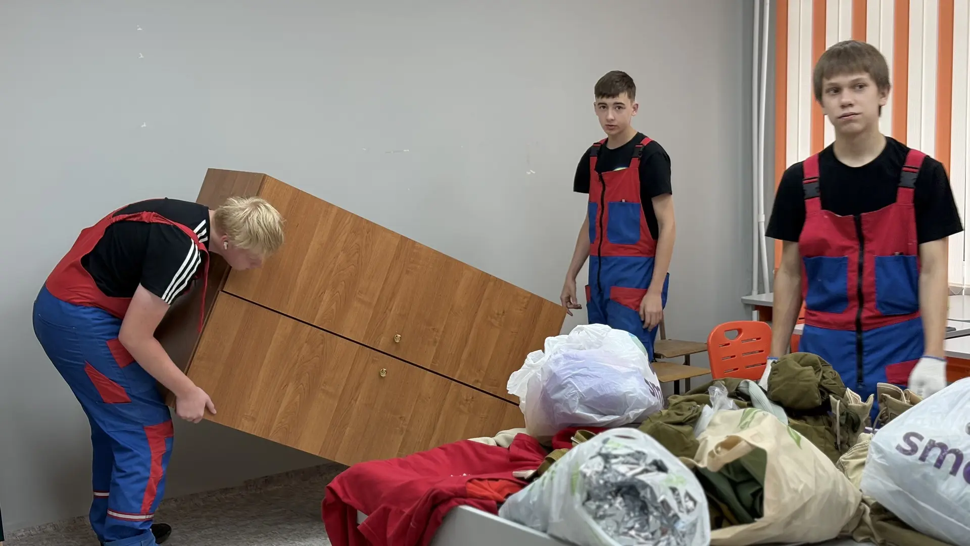 14-й день в трудовой бригаде: музейный движ! 💪🏛️

Сегодняшний день точно запомнится надолго. Мы не
