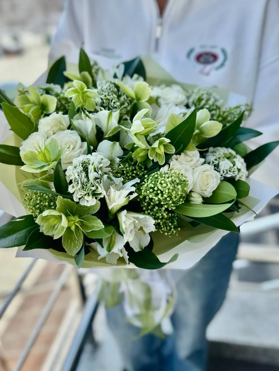 Весенний букет в свежих оттенках 🌱