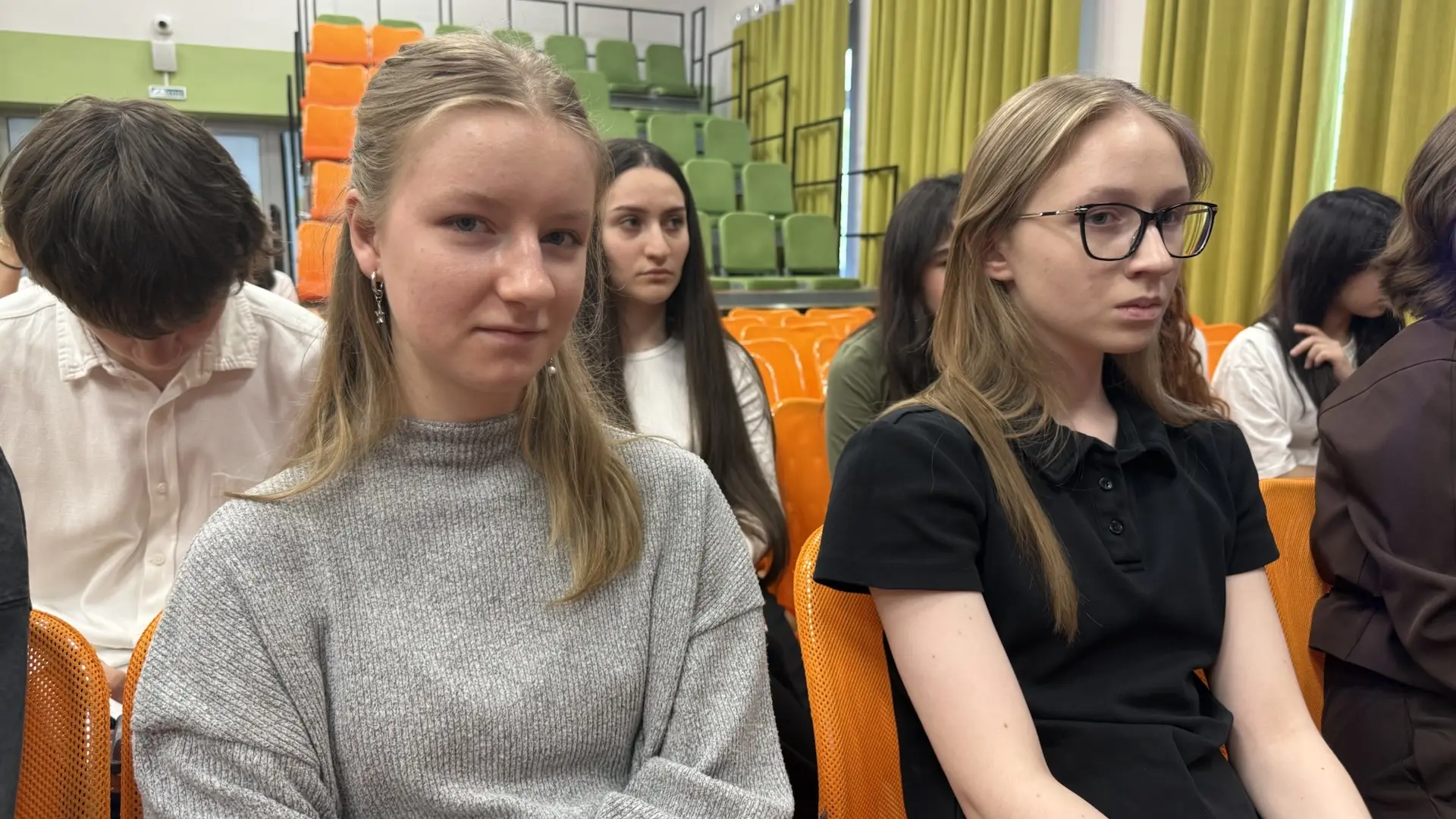 🎞️В школе прошла «Классная встреча» с жительницей блокадного Ленинграда Людмилой Ивановной Матвеевой