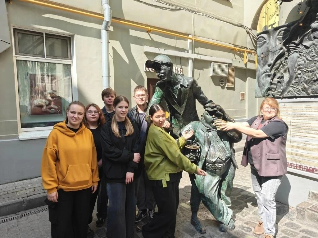 Медицина и литература: студенты погрузились в творчество Булгакова  ✨ 135 лет со дня рождения Михаил