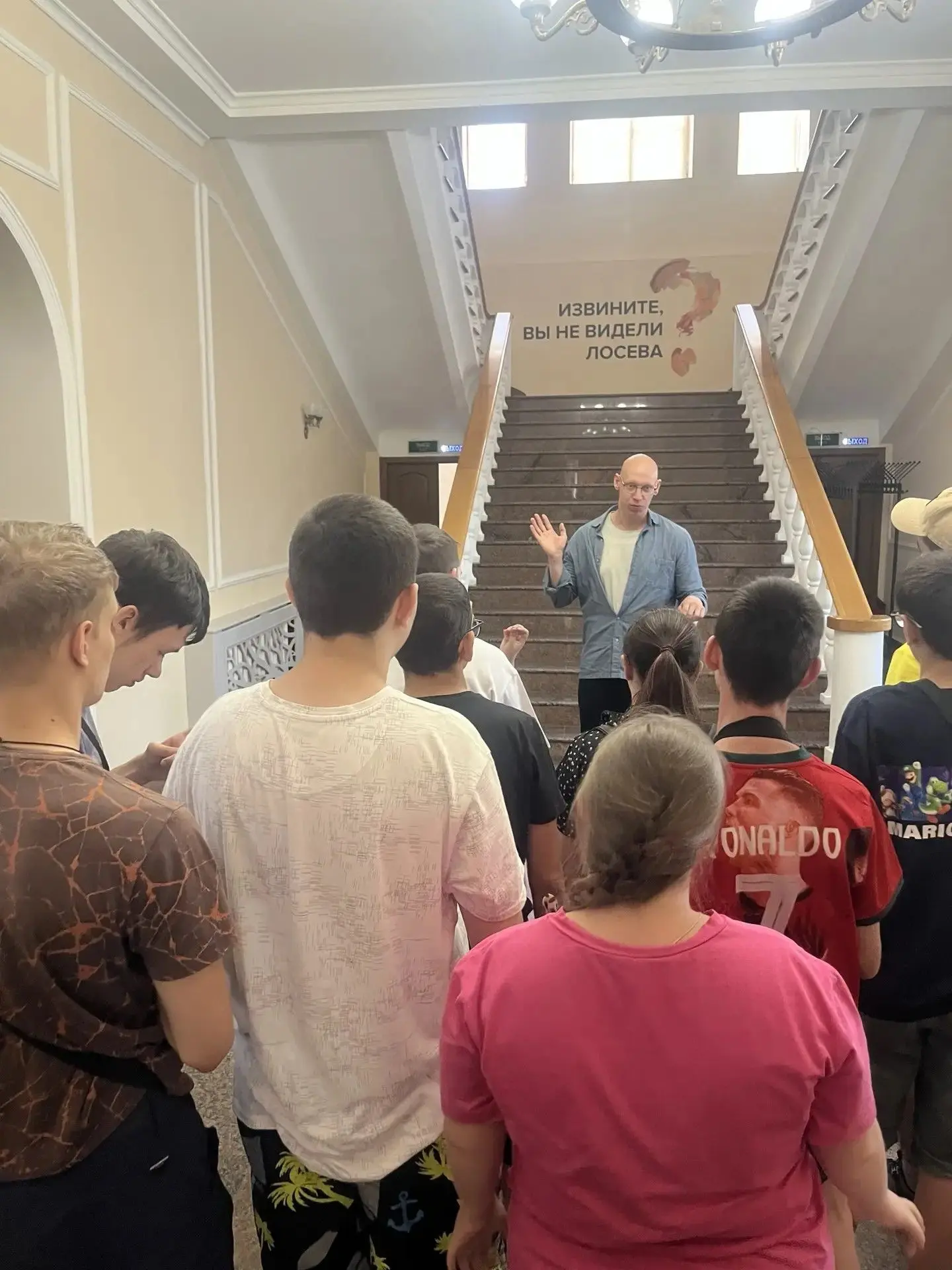 🏛Воспитанники летнего лагеря «НЕПОСЕДЫ» открыли для себя мир Виктора Лосева: экскурсия в новый музе