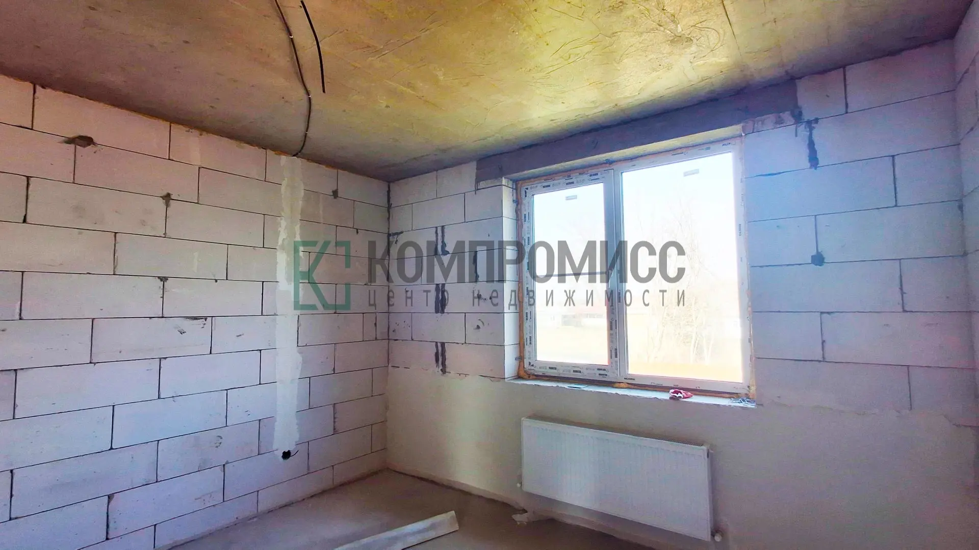 🏠 ID 99952004 Адрес: Адыгея Респ., Тахтамукайский р-н, п.г.т. Яблоновский  📍 Двухэтажный дом на бере