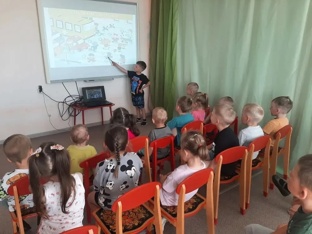🚦Сегодня в Центре развития ребёнка -детском саду №1 прошло мероприятие «День дорожной ...