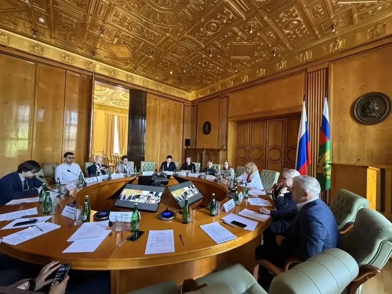 Сотрудники ГУ Минюста России по СПб и ЛО приняли участие во Всероссийской конференции по вопросам со