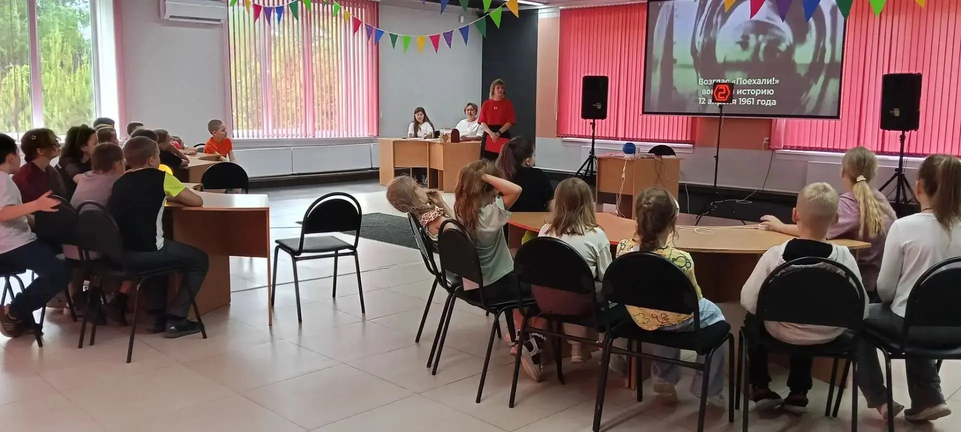 Сегодняшняя тема "Невозможное возможно!"👀 

Воспитанники летнего лагеря "Сибирячок" участвовали в 
