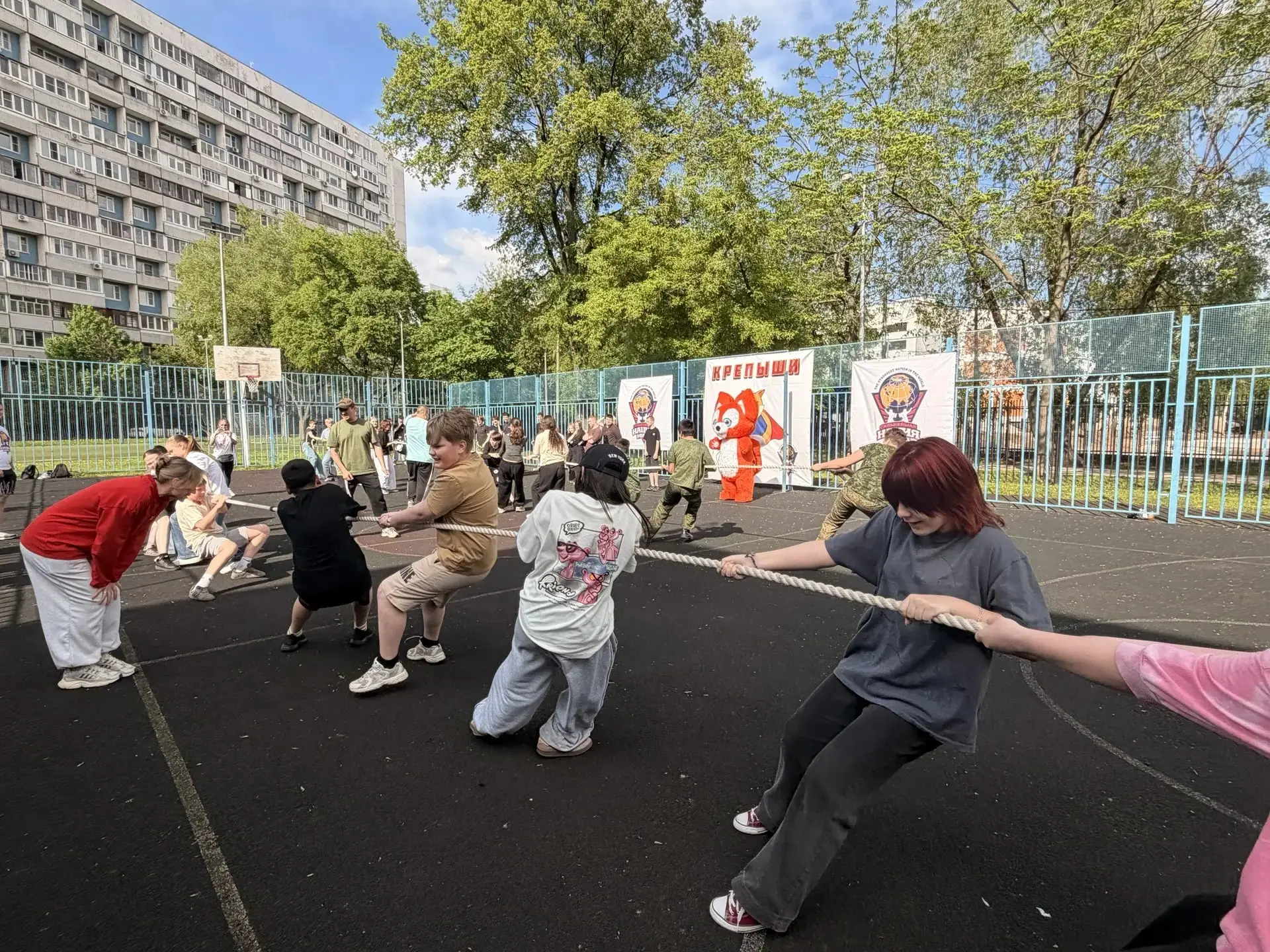 💪 «КВАНТ» закрывает сезон: канат, мас-рестлинг и крутые гости!  Сегодня на площадке Здания №2 (Паром