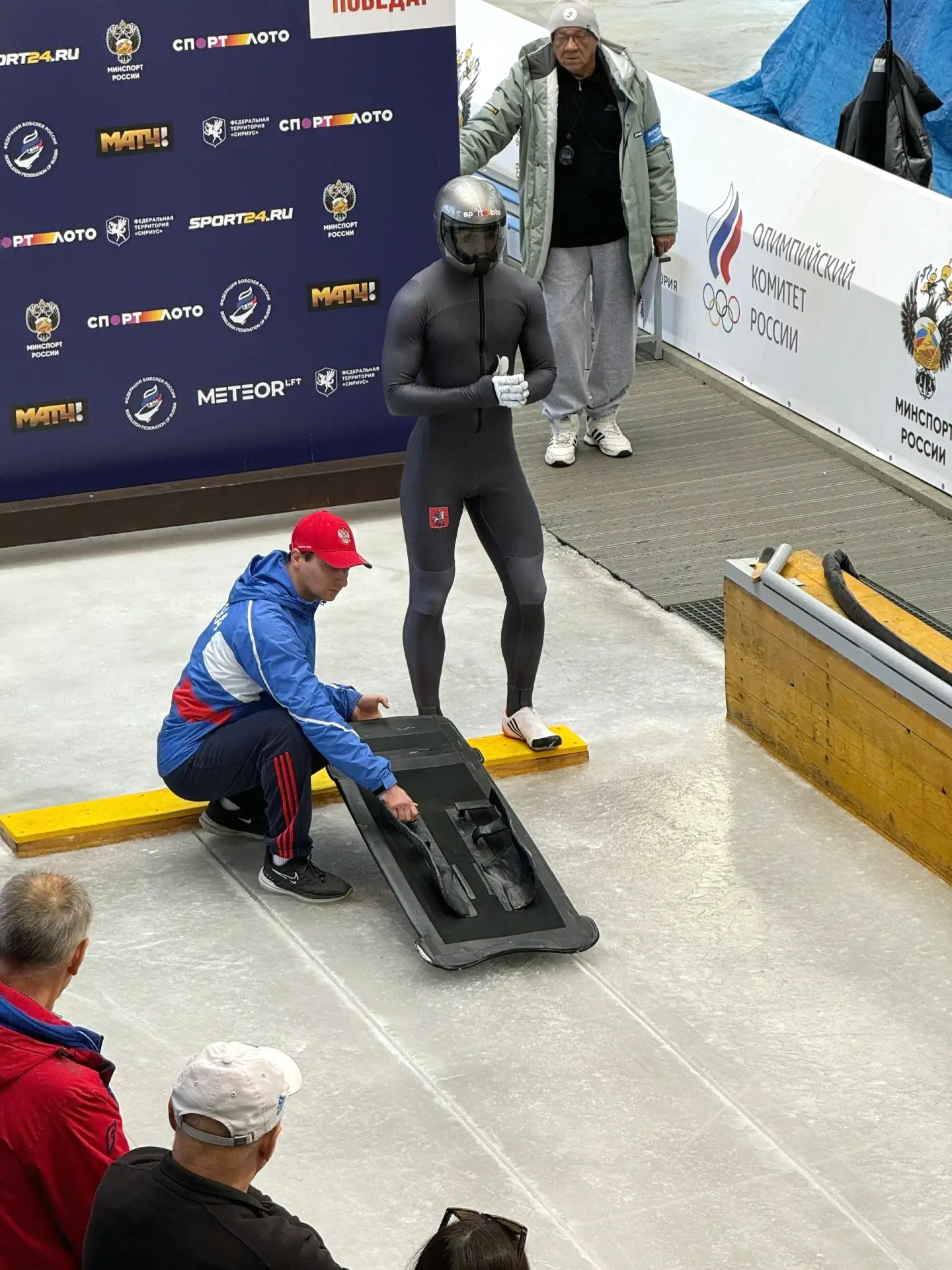 🛷Почему стоит попробовать скелетон?

🤫Многие воспринимают скелетон как слишком экстремальный или з