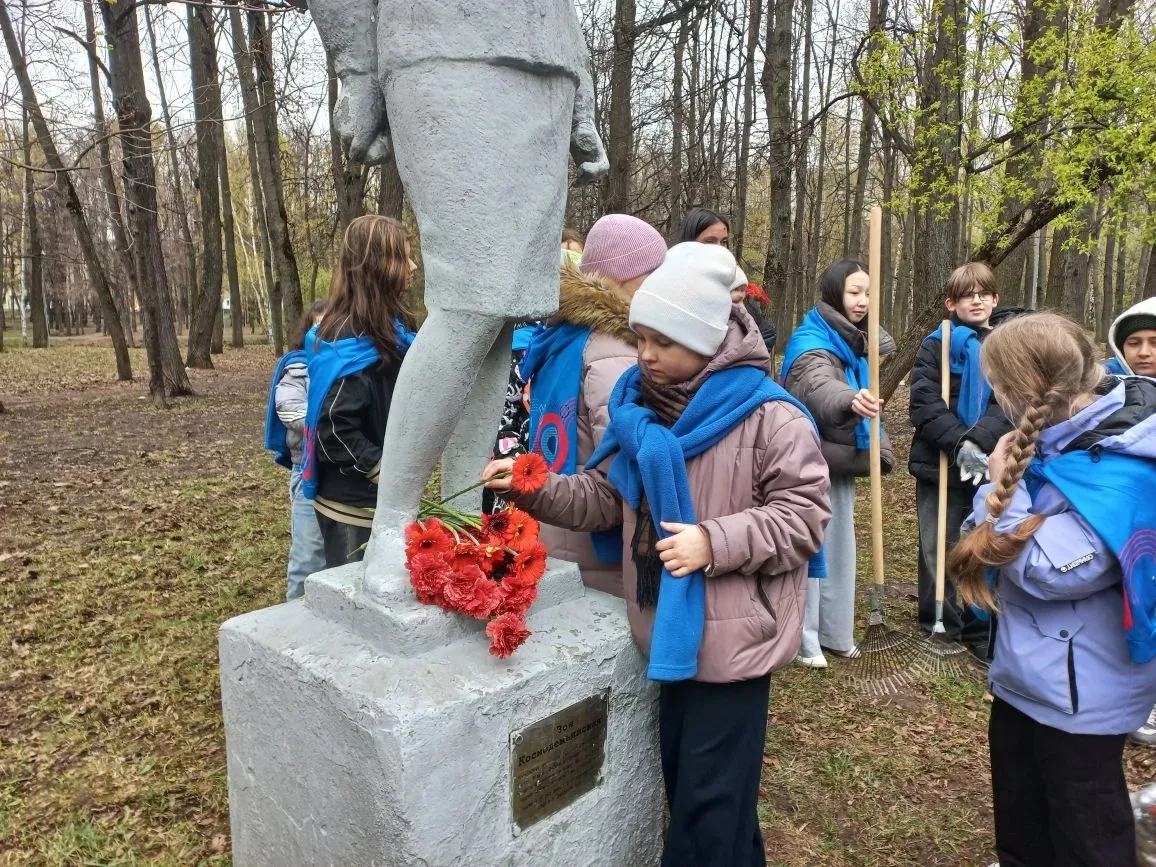 🔥 30 апреля ребята волонтёрского отряда «Школа Лидера»  приняли участие в  мемориально-патронатной а