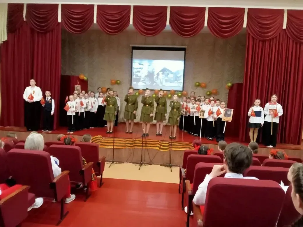 🎶 Сегодня творческие коллективы ЦДОД нашей школы приняли участие в городском конкурсе литературно-му