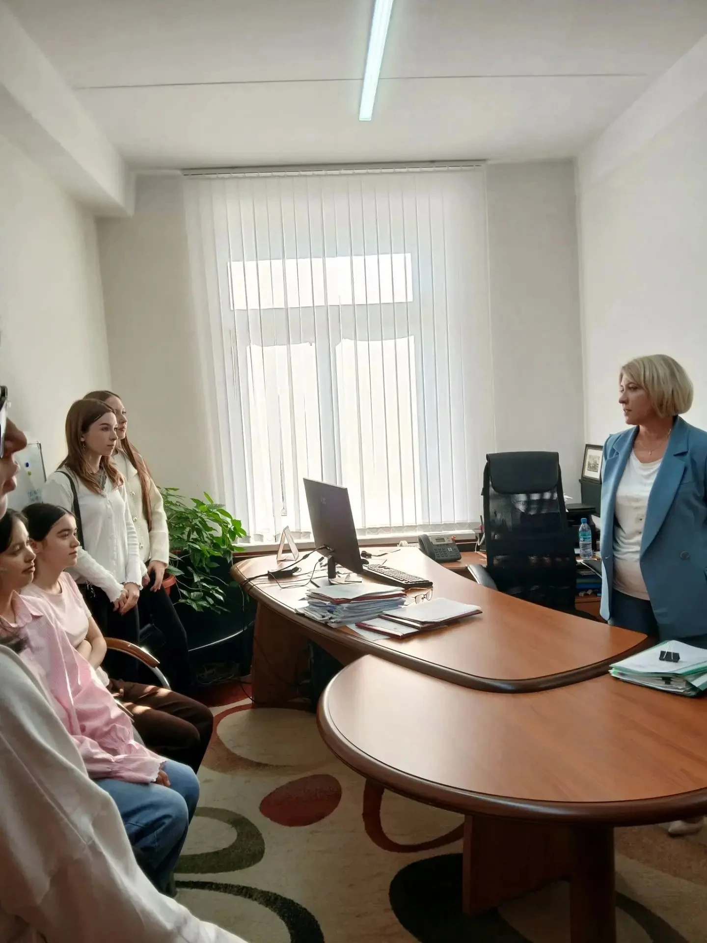 Студенты 1 курса по направлению «Экономика и бухгалтерский учёт по отраслям» посетили а...
