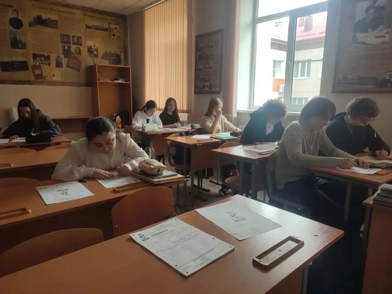 📚✨ 24 апреля в нашей гимназии прошёл «Диктант Победы»! 🖊️🎉  Мы гордимся тем, что наши ученики активн