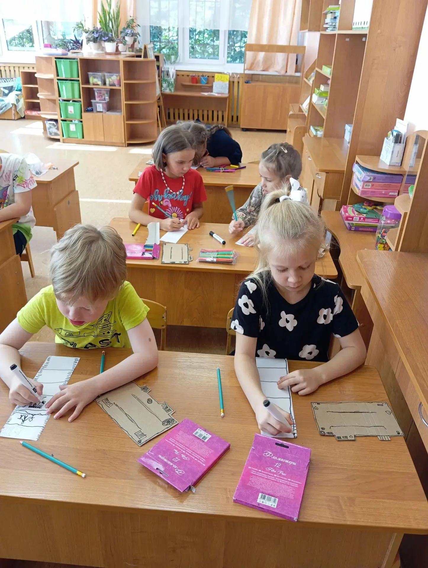 Последние деньки лета и ребята 11 группы сегодня делились своими самыми незабываемыми в...