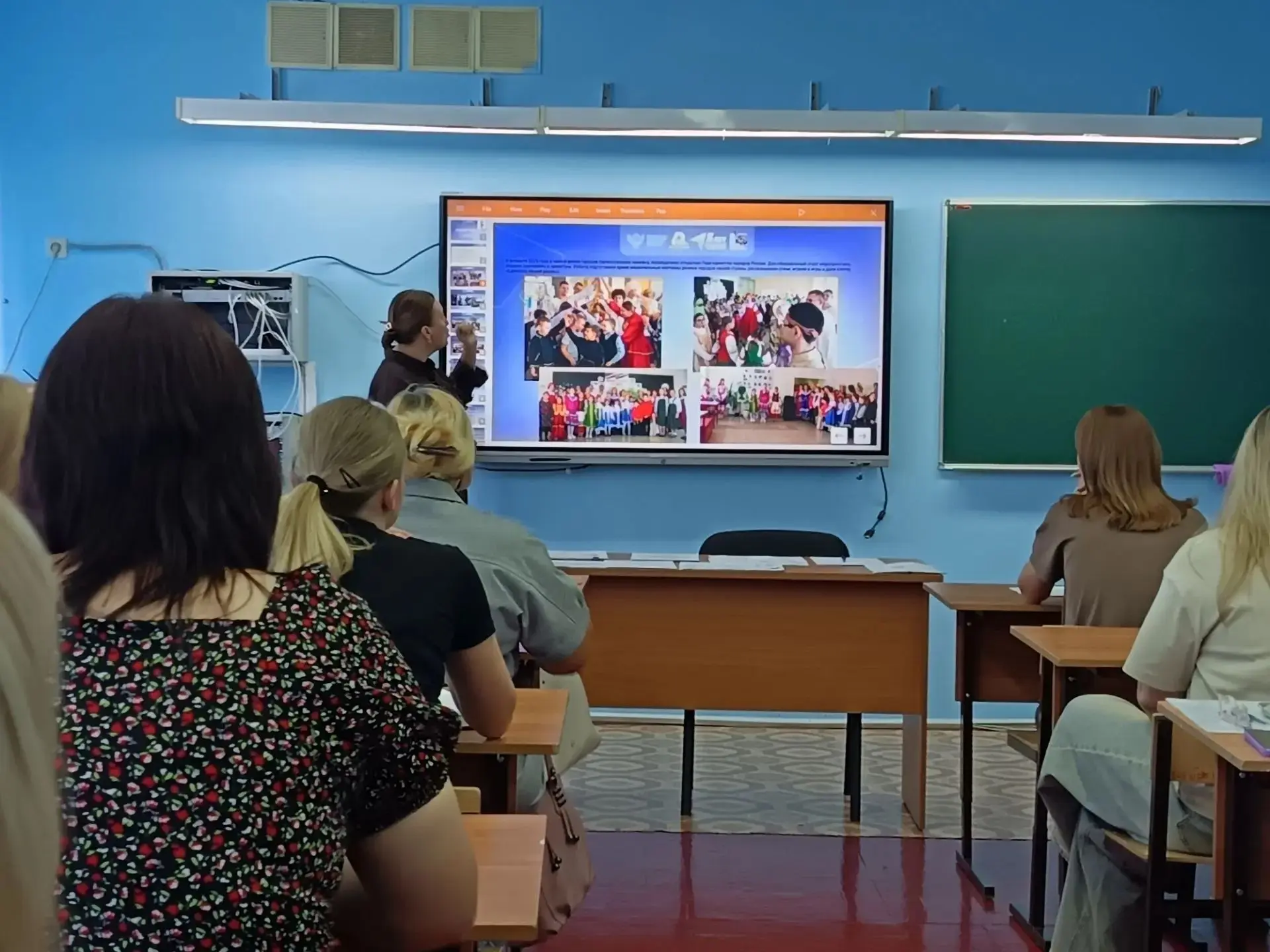 "От воспитательных событий к ценностям: находки и нерешённые задачи Года единства народ...