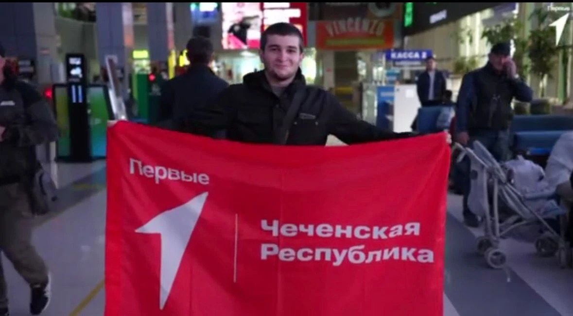 🎨 Наш ученик отправился на Международный фестиваль детства и юности «Фестиваль Движени...