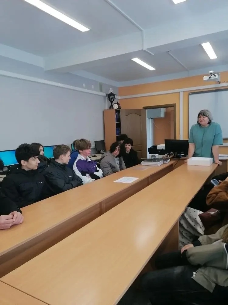Профориентация. День открытых дверей в КИТиСе. Накануне весенних каникул ребята 9а класса побывали н
