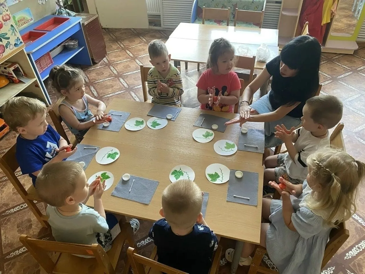Лето — это удивительное время года, наполненное яркими красками, вкусами, ароматами и теплом солнца.