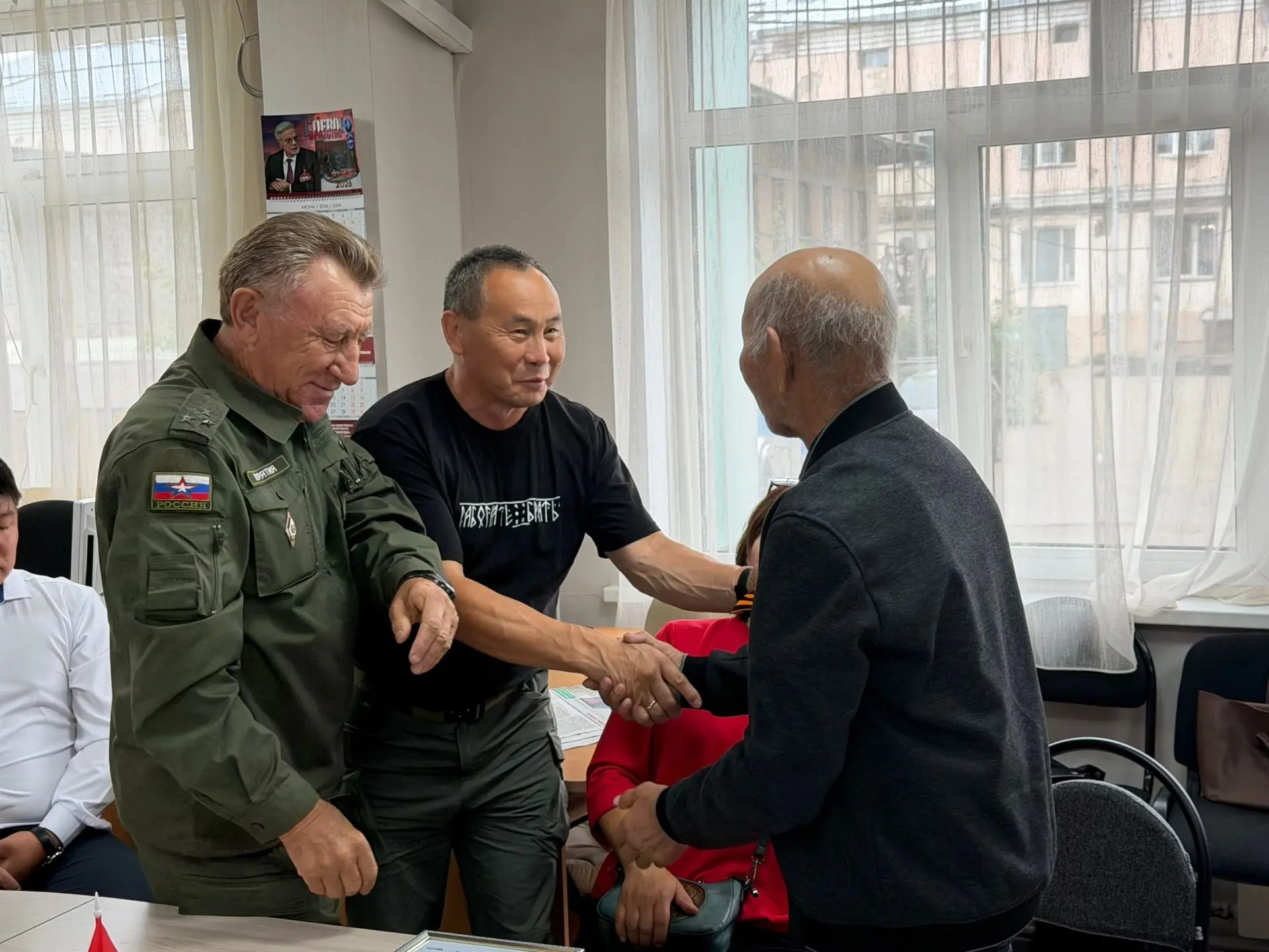 «Сын отправляет мемориальную доску отцу»: как спустя 80 лет нашелся сын павшего солдата...