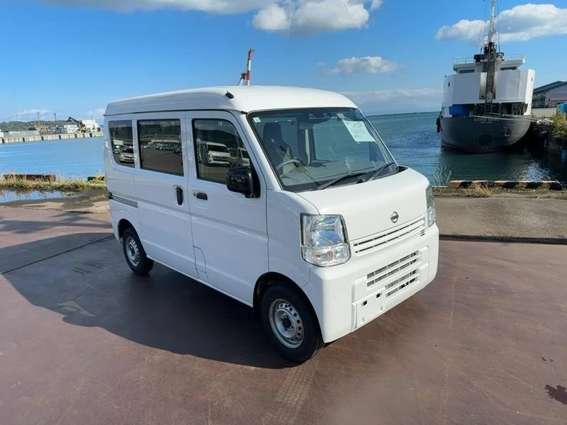 Поздравляем Егора из г. Лесозаводск с покупкой NISSAN CLIPPER VAN