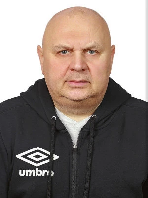 Учитель физической культуры нашей школы Бондарь Константин Николаевич достойно представ...