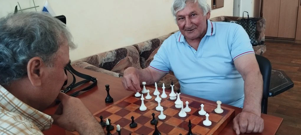 Шахматы- это и наука, и искусство в одной игре, доставляющее много удовольствия и радости!