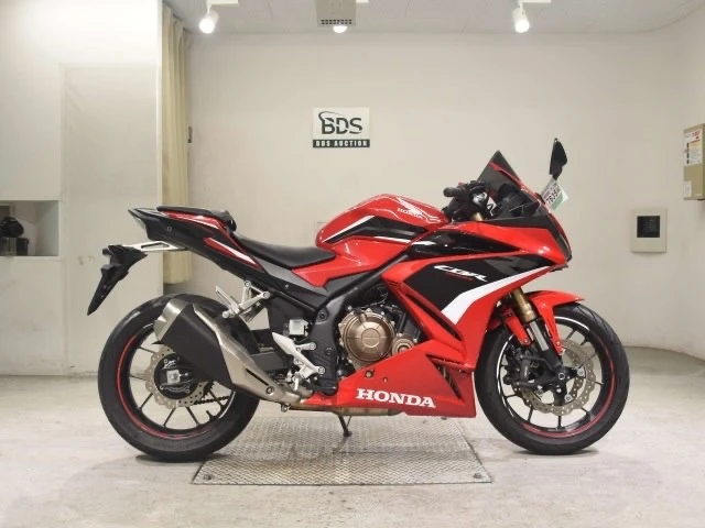 ‼️ "Готовь сани летом"🏍
🇯🇵 Honda CBR400R
📚Оценка 5
👨🏻‍🦳 Год - 2022г. 
🏃‍♂️ Пробег - 10.547 к