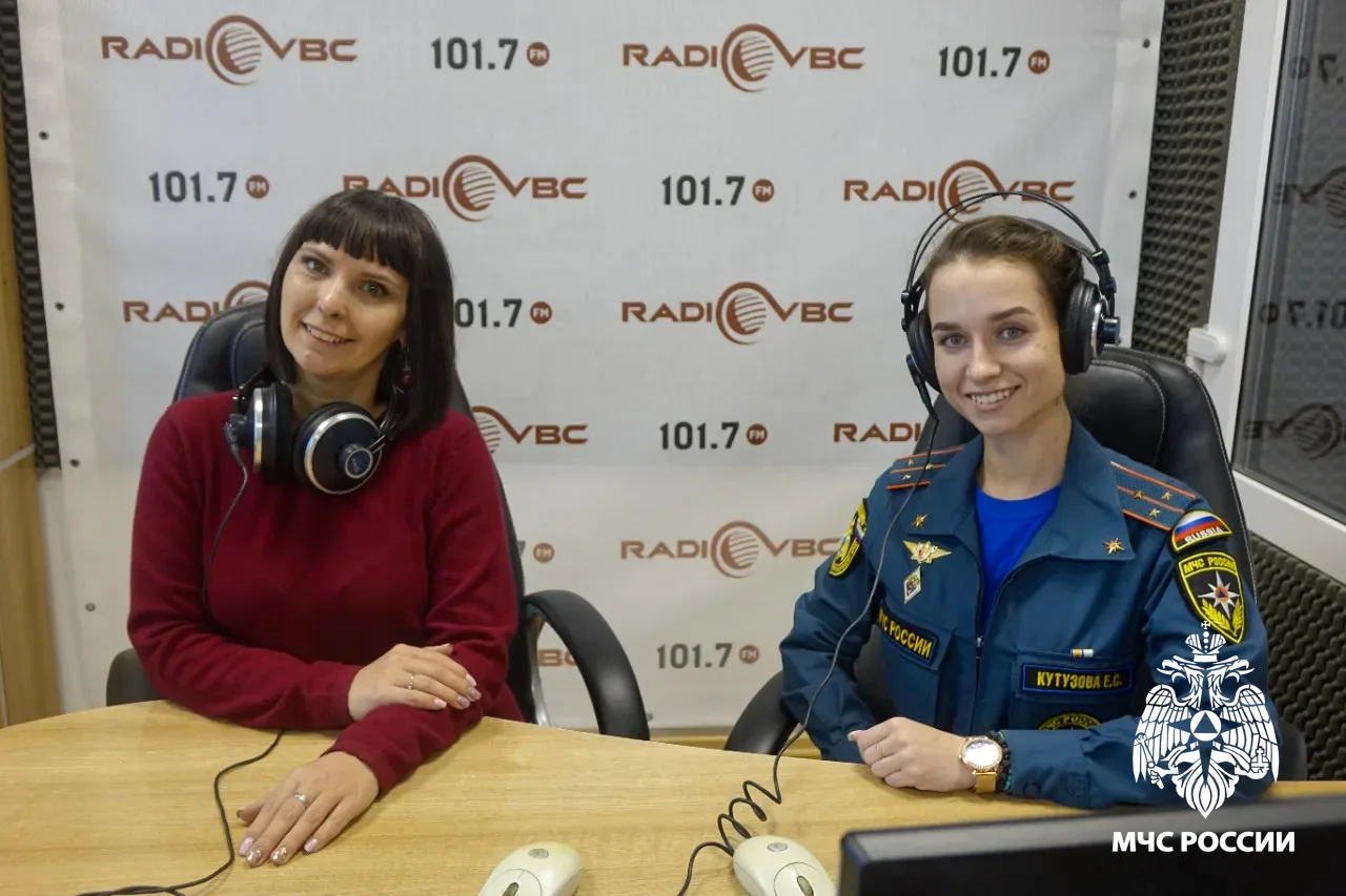 📻 С Днём радио России!  Пресс-служба чрезвычайного ведомства поздравляет сотрудников всех радиостанц
