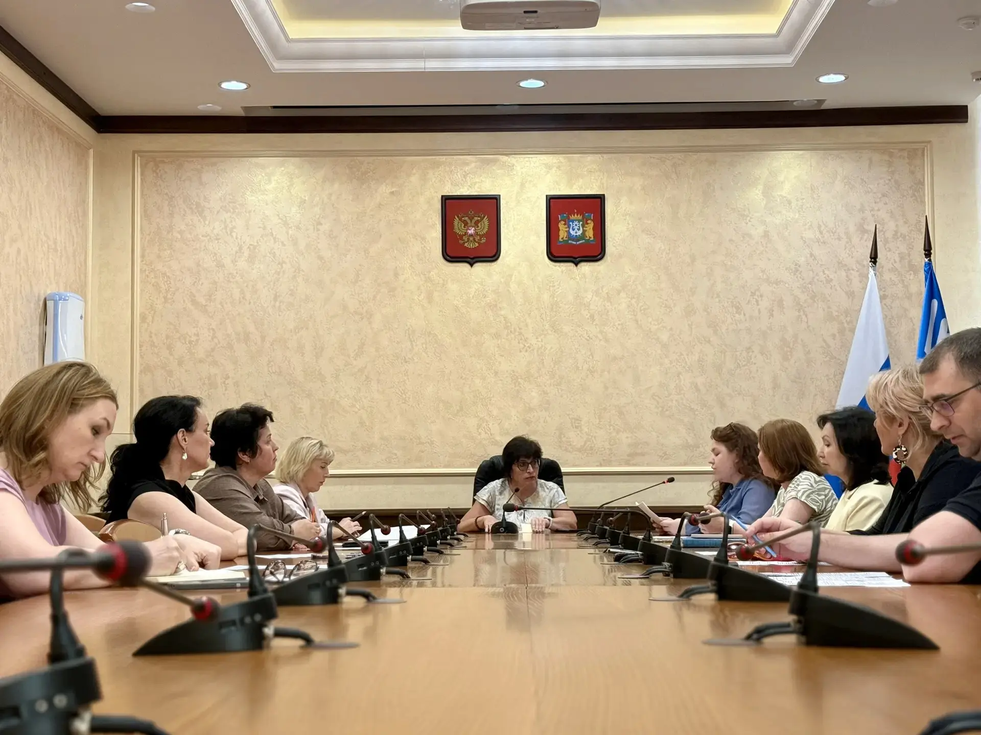 На Координационном совете подвели итоги работы Добро.Центра.

Волонтёры провели 50 мероприятий, помо