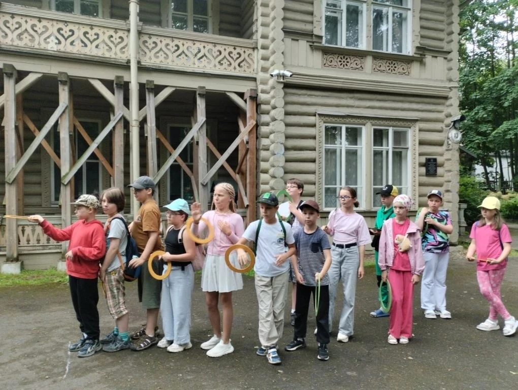 В понедельник ребята из 4 отряда побывали в Музее политической истории России на Болотной улице, где