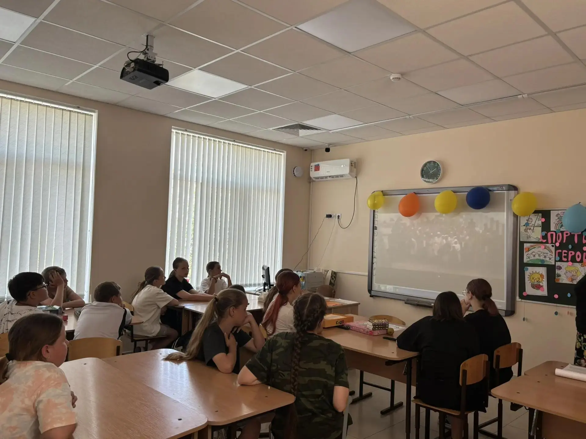 Мы помним! 🎖️

✨ В преддверии Дня памяти и скорби для лицеистов из 1 отряда «Смены Первых» прошло м