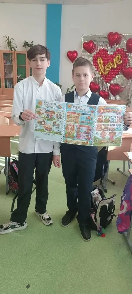 Завершаем Неделю науки 🌟 ПЯТНИЦА – ее мы «прожили» на английском языке» и в белом цвете! Девиз дня: 