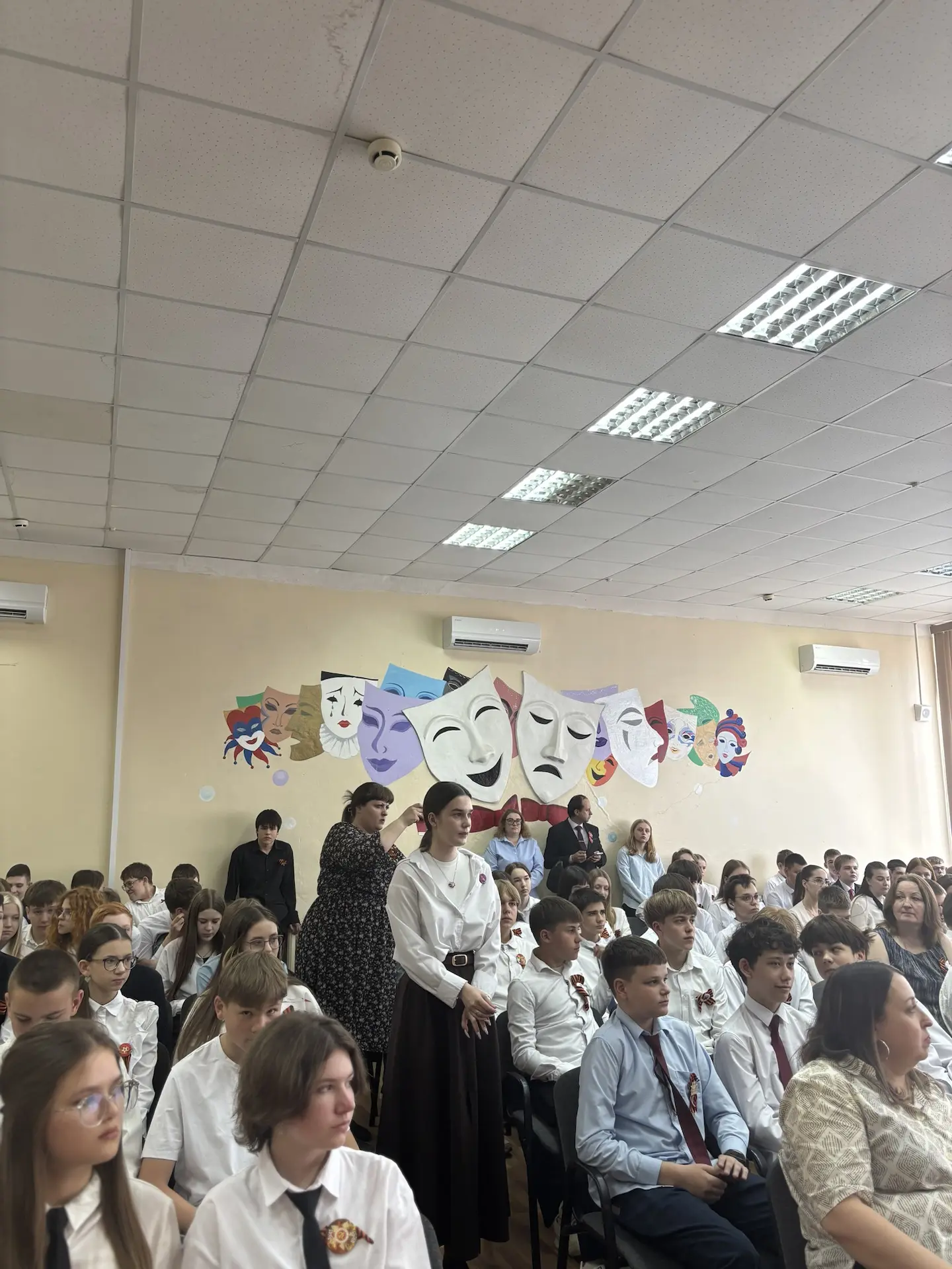 Вчера в нашей школе продолжился традиционный фестиваль «Одна на всех Победа» им. Лидии Руслановой 🇷🇺
