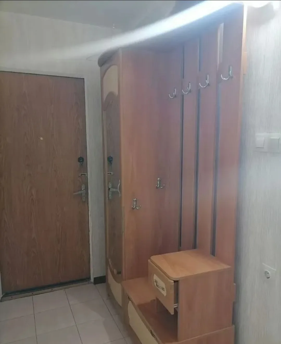 Прихожая даром самовывоз