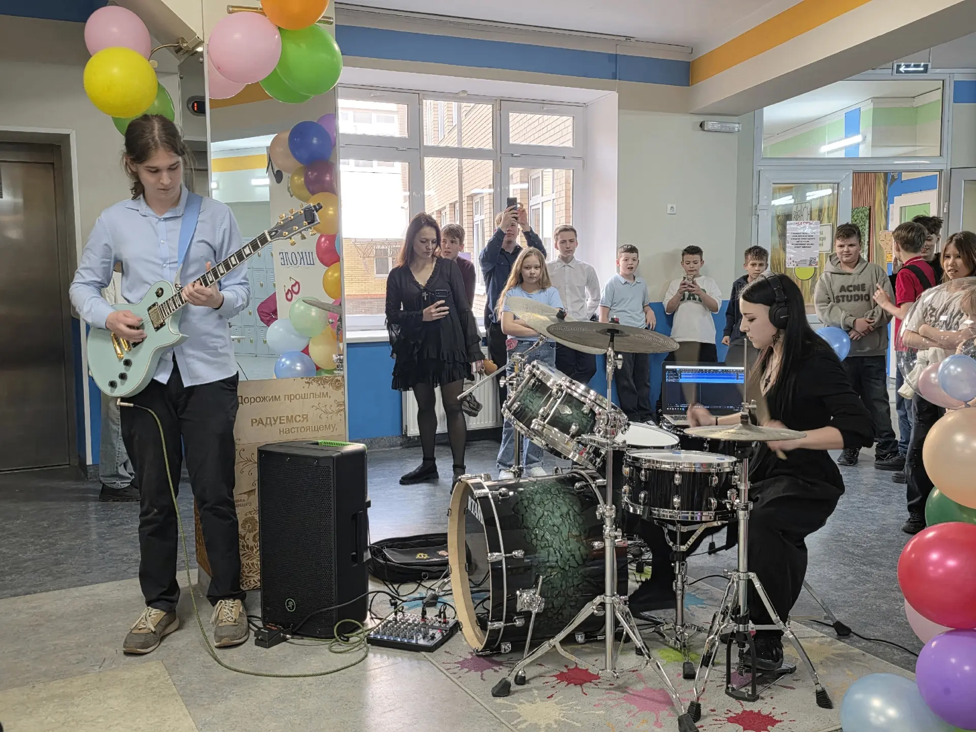 🎉Подростковый возраст — время открытий, дружбы и ярких эмоций!