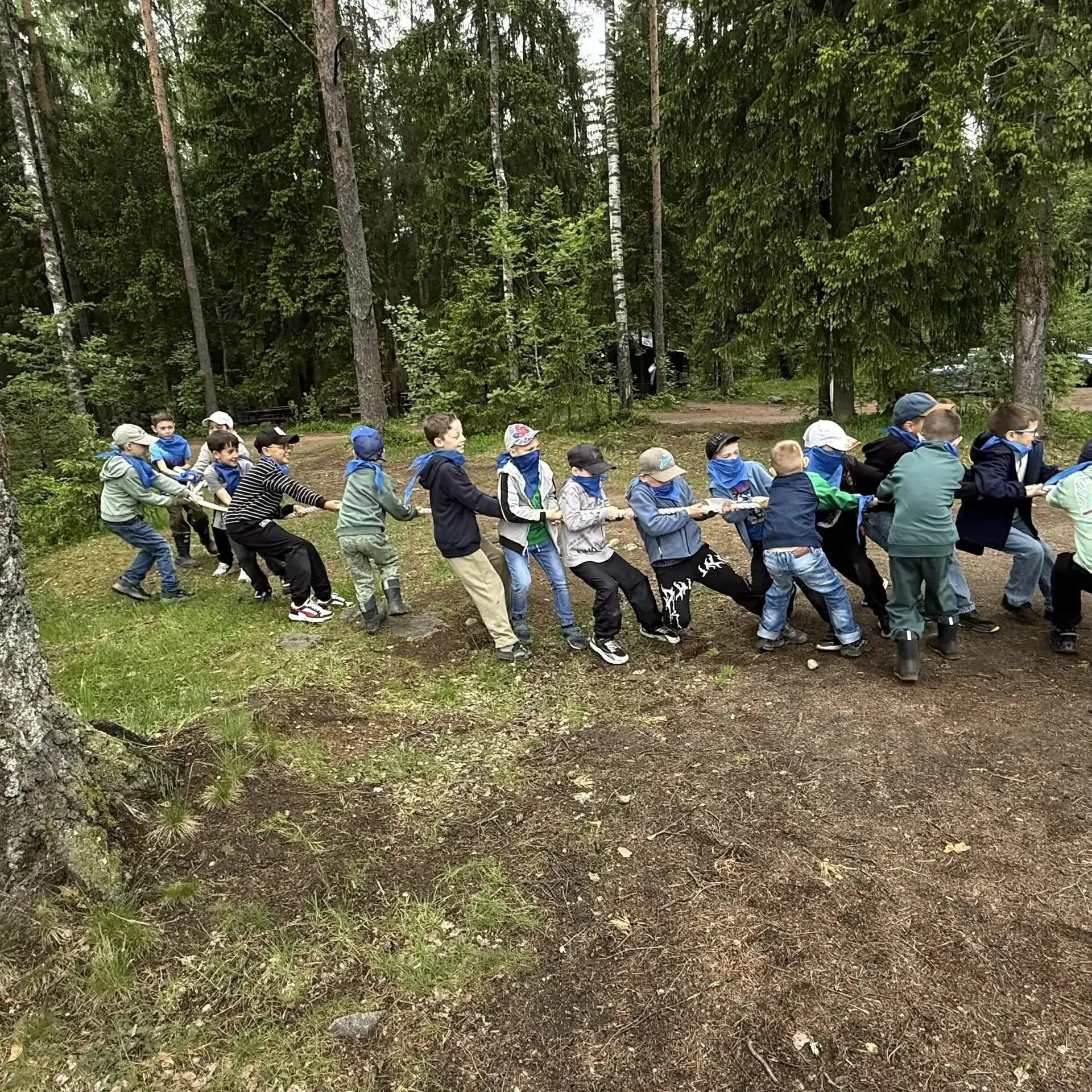 По случаю окончания 2 класса и началу долгожданных летних каникул состоялась замечательная поездка н