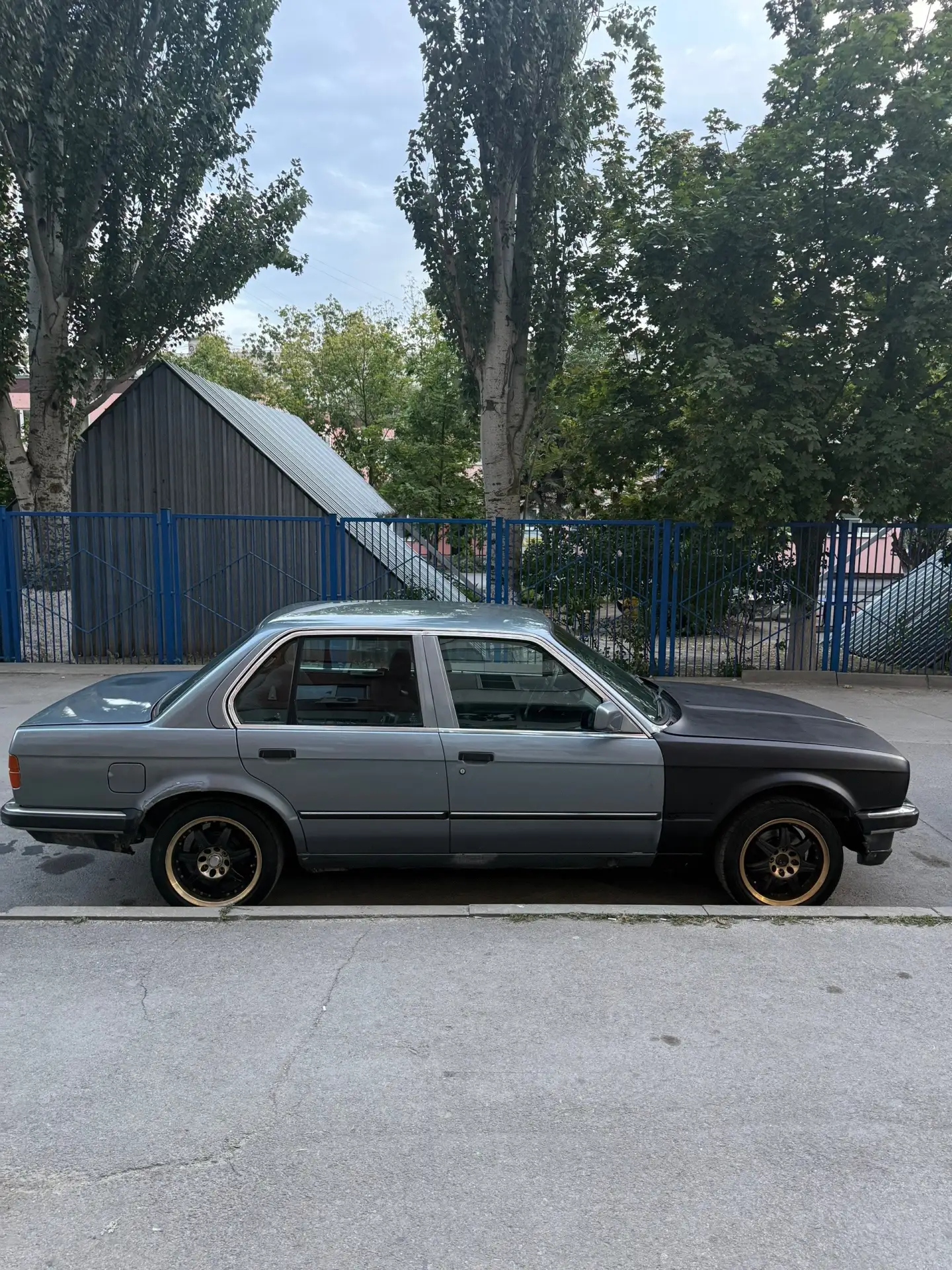 В продаже е30 1.6 16кл 1985г