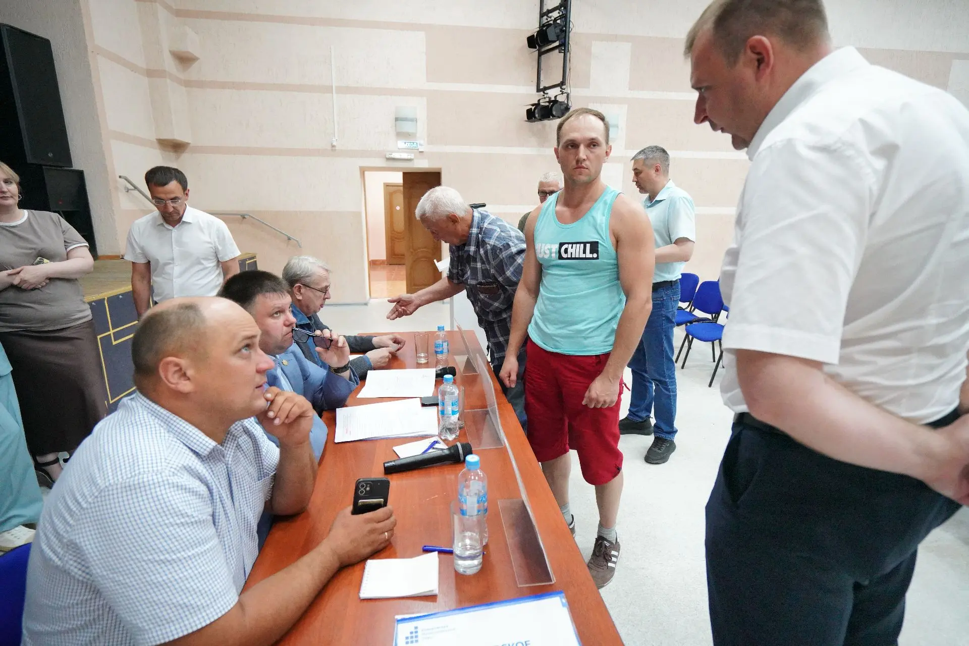 Вчера провёл встречу с жителями Елыкаевской территории. Разговор получился откровенным,...