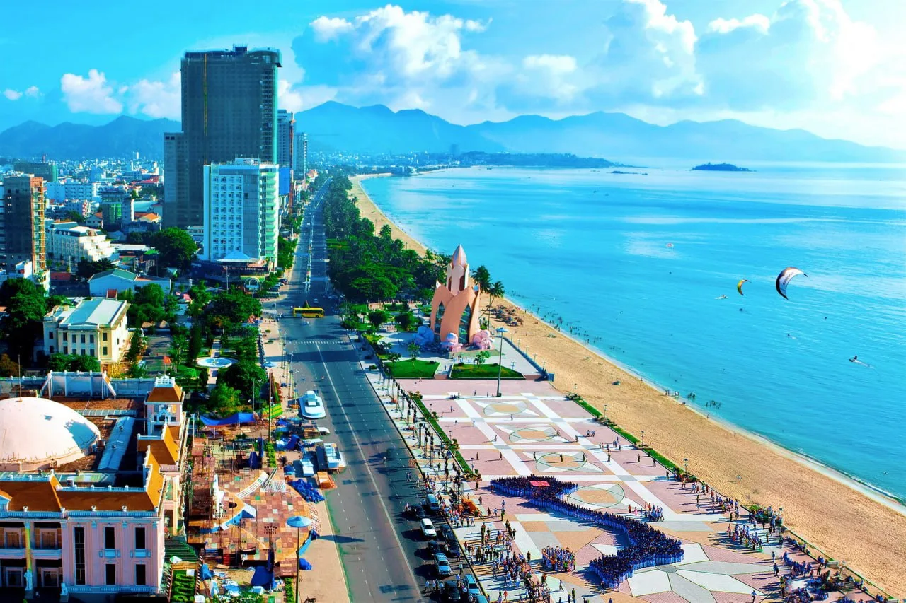 🇻🇳 Прямые рейсы из Петербурга во Вьетнам запустят до конца 2026 года

Новое направление планирует 
