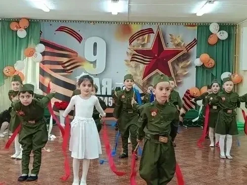Музыкально‑патриотический утренник «День Победы» в детском саду «Ивушка»  В рамках проекта «Предшкол