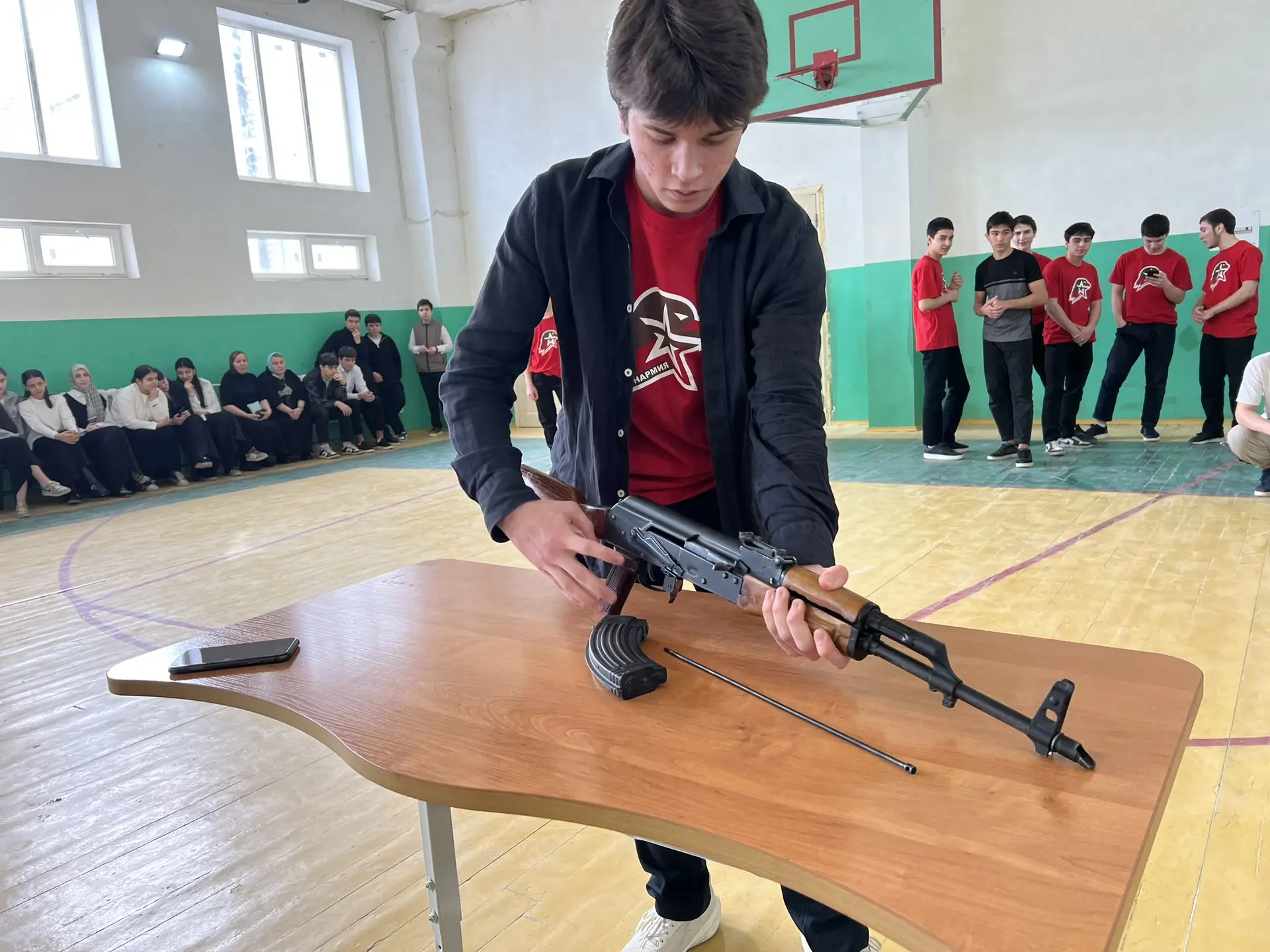 Накануне замечательного праздника Дня защитника Отечества в МБОУ «Манаскентская СОШ» прошла конкурсн