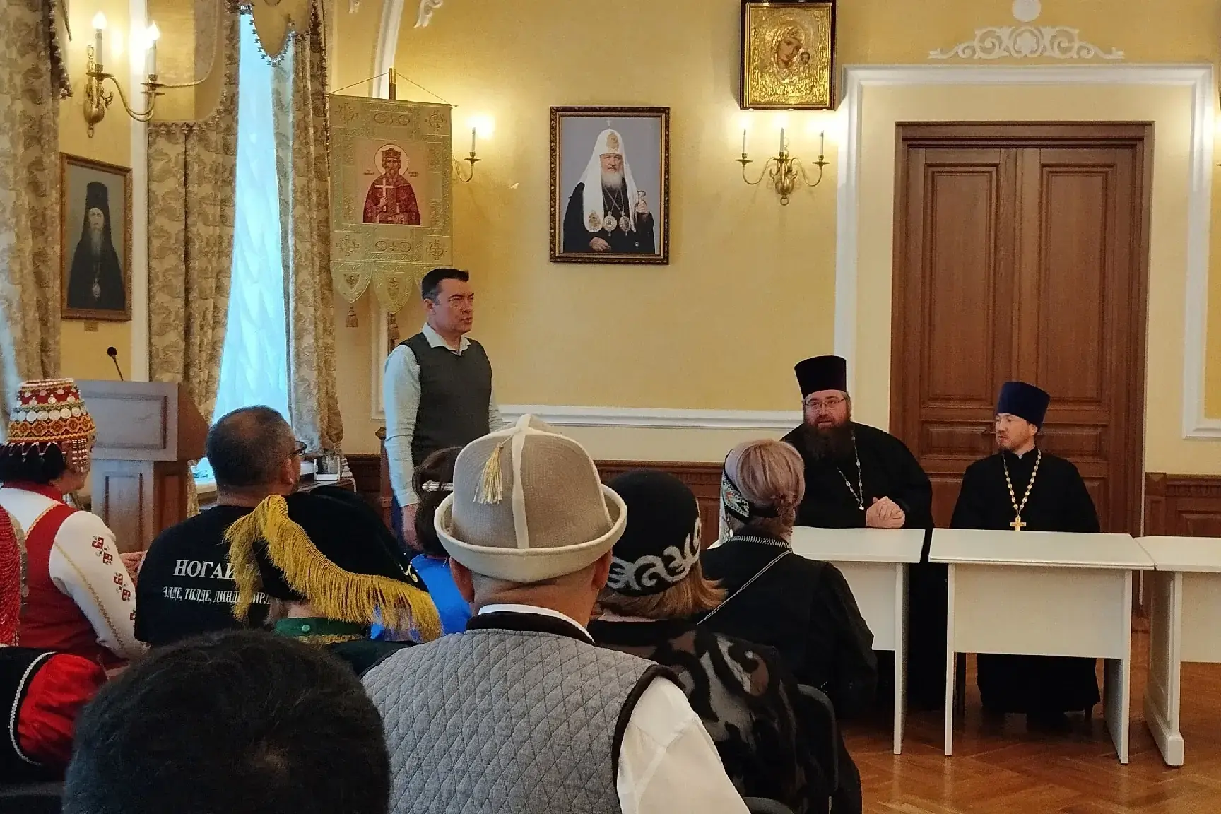 В Архиерейском доме Красноярска прошла встреча с представителями народов Севера