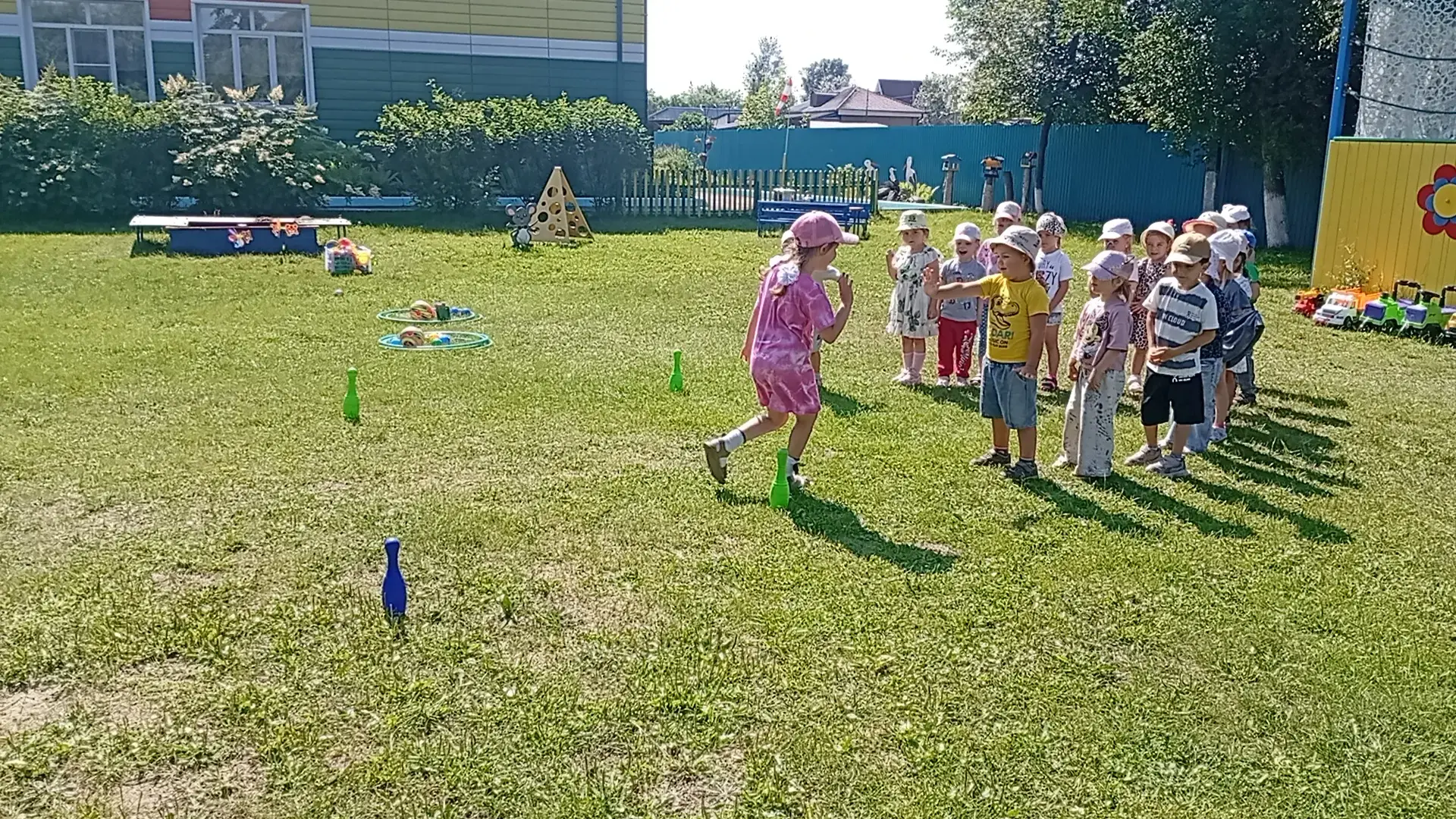 В Доме Дружбы спортивный день пролетел на одном дыхании! ☀️

С утра на зелёной лужайке ребята раздел