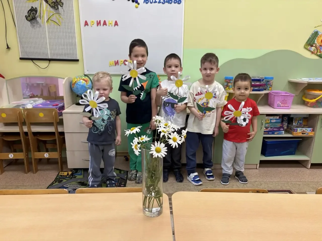 Сегодня в нашем детском саду прошёл День ромашки — один из самых светлых и добрых праздников, которы