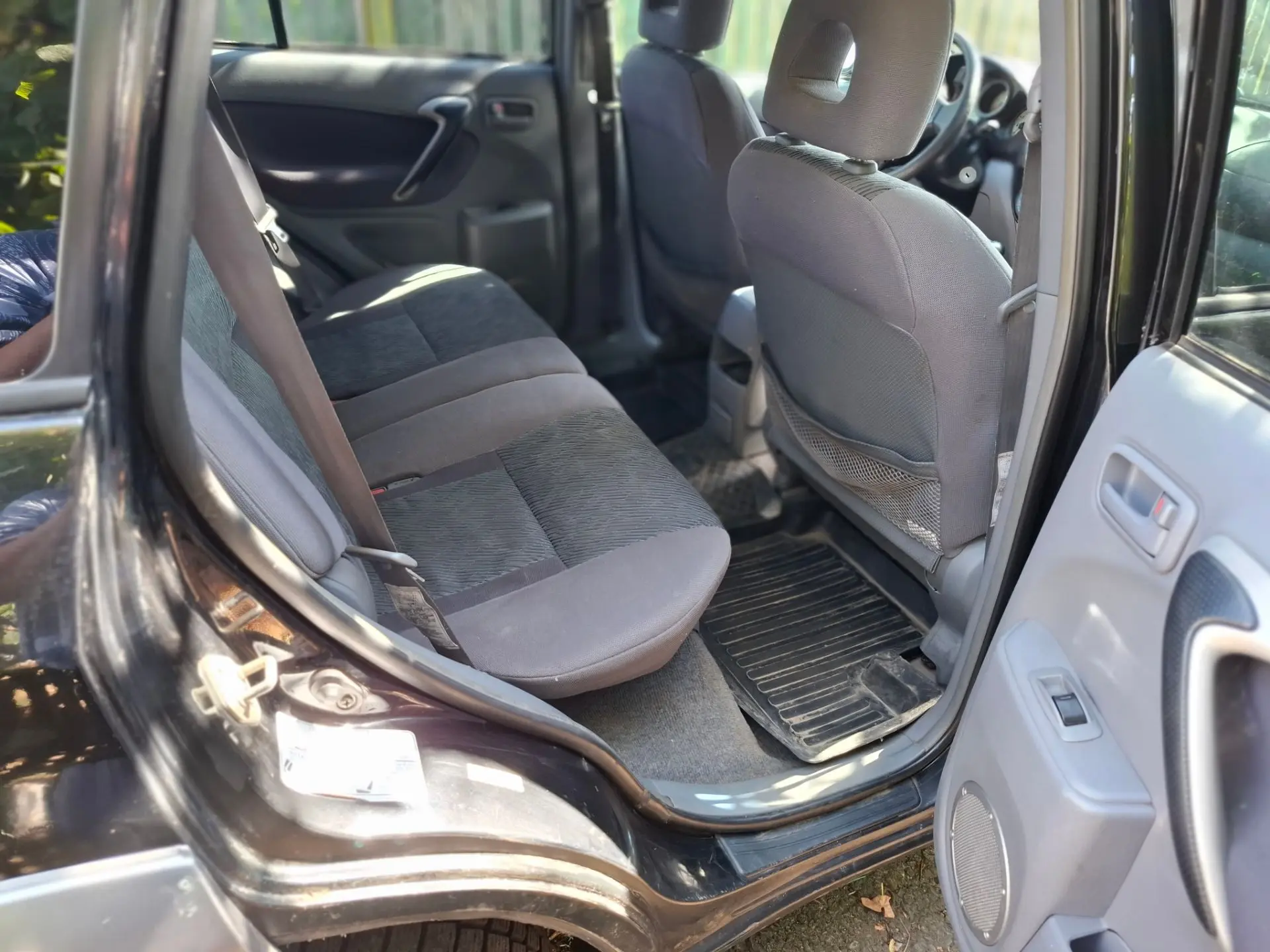 Прoдам Toyota  RAV4L (Тойота Рав4л)