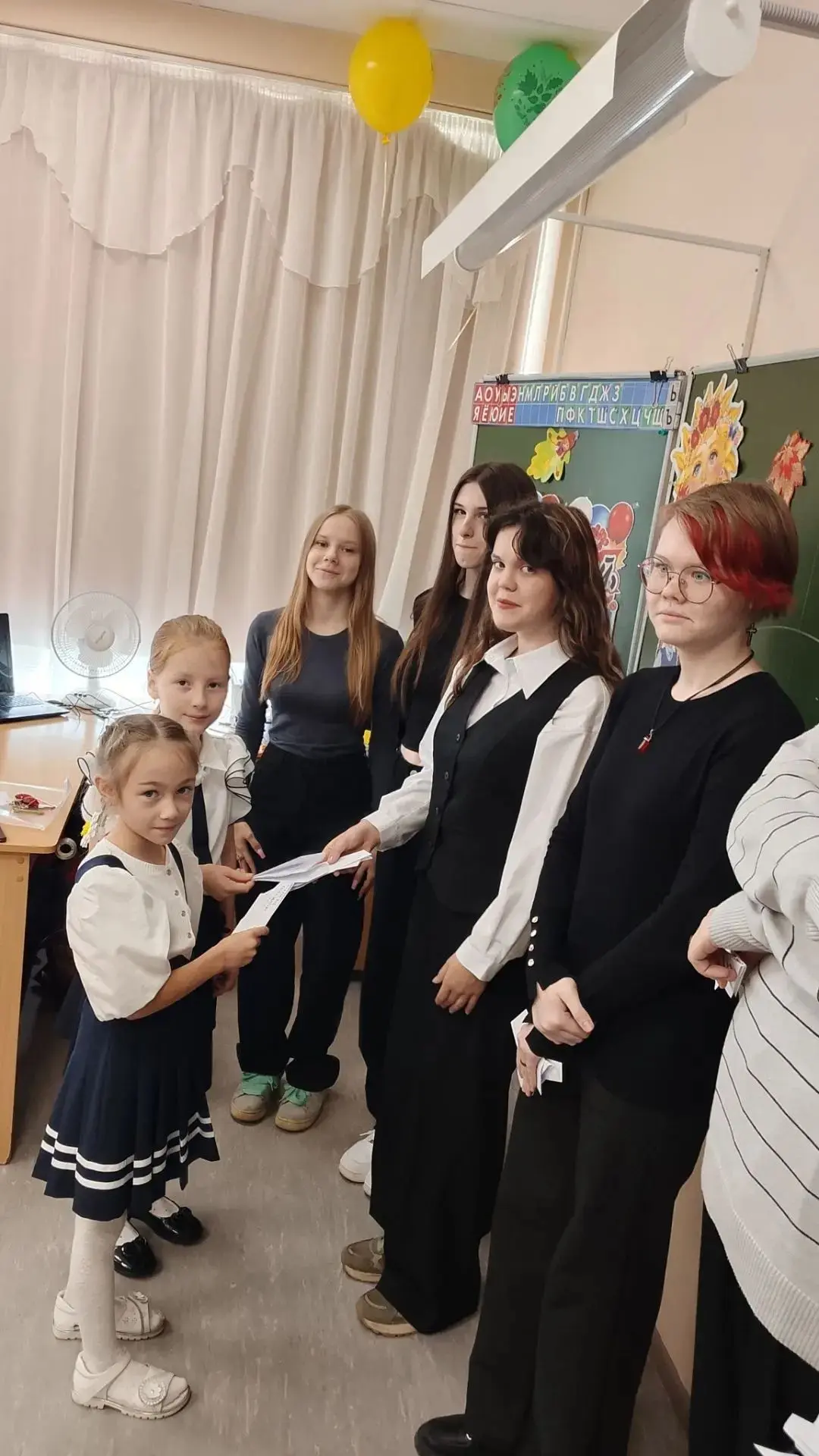 Сегодня в нашей школе прошла трогательная акция «Самолётик в будущее» ✈️