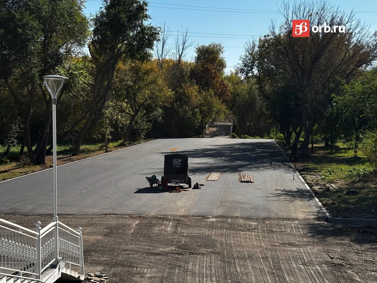 В Зауральной роще в Оренбурге начали делать ремонт.