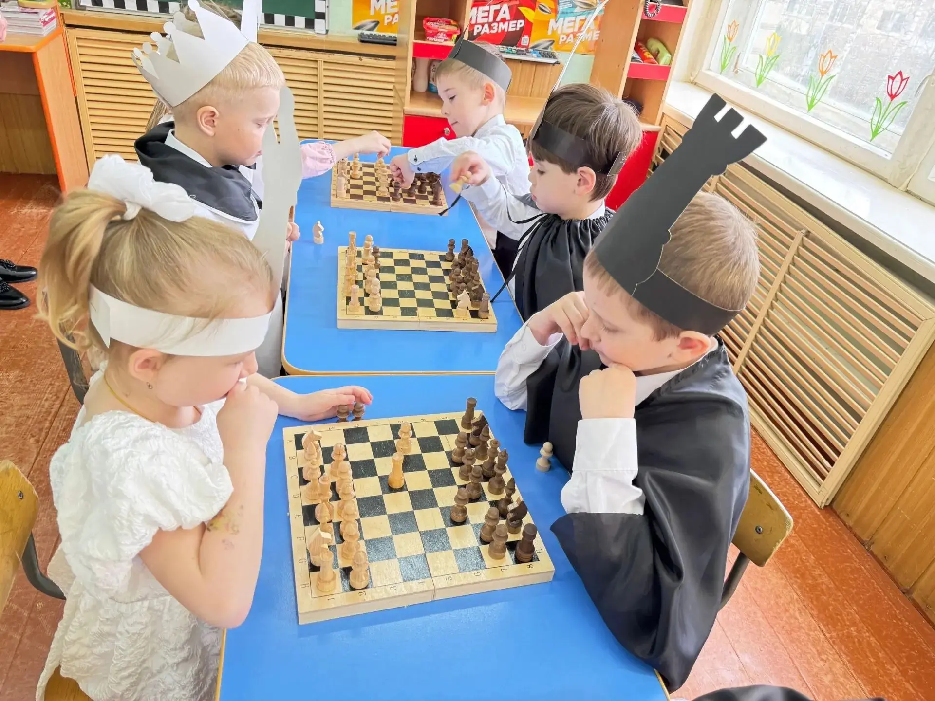 20 июня — Международный день шахмат! 🎉 ♟️

Мы хотим сказать спасибо нашему замечательному кружку «Ш