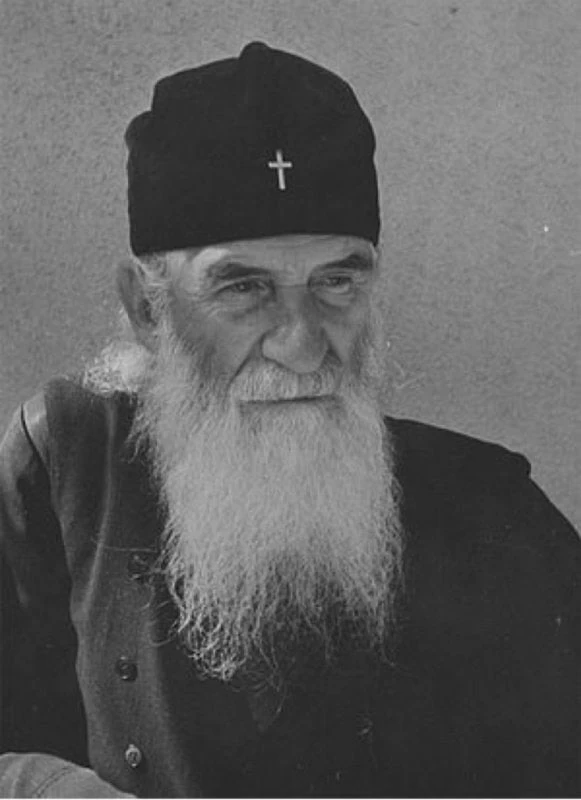 14 июня

Преподобный Иусти́н (По́пович)

Ве­ли­кий по­движ­ник и ду­хов­ный пи­са­тель, отец Иустин 