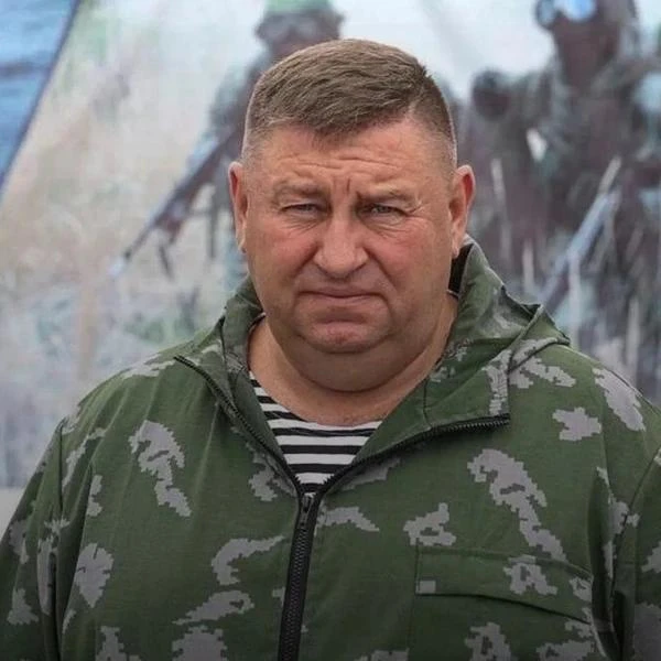 Человек, за которым шли от Донбасса до Курской..